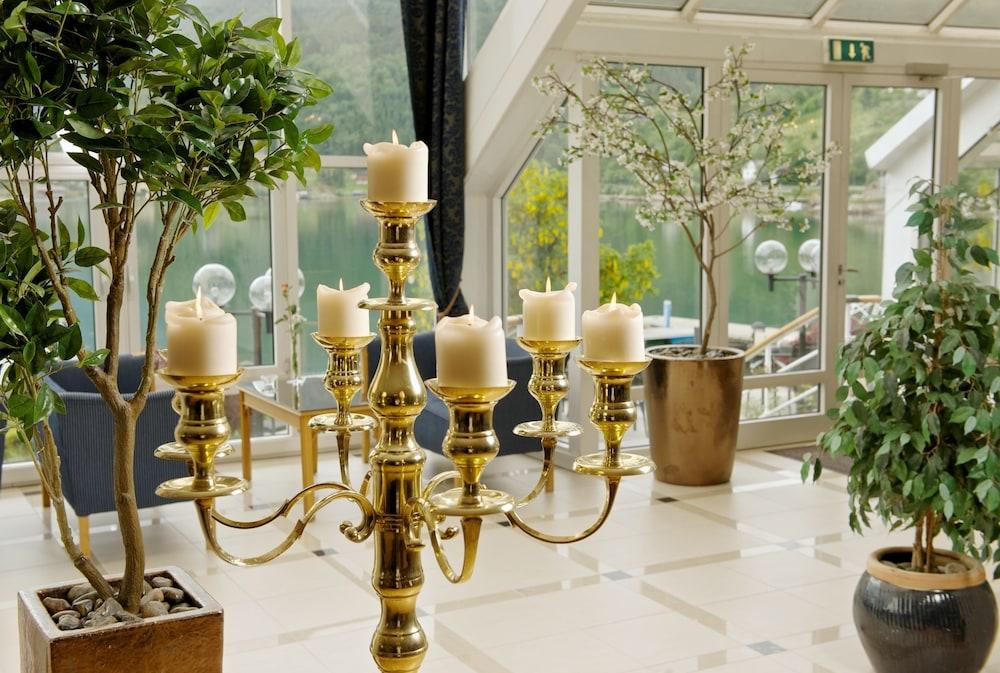 Brakanes Hotel Ульвик Экстерьер фото