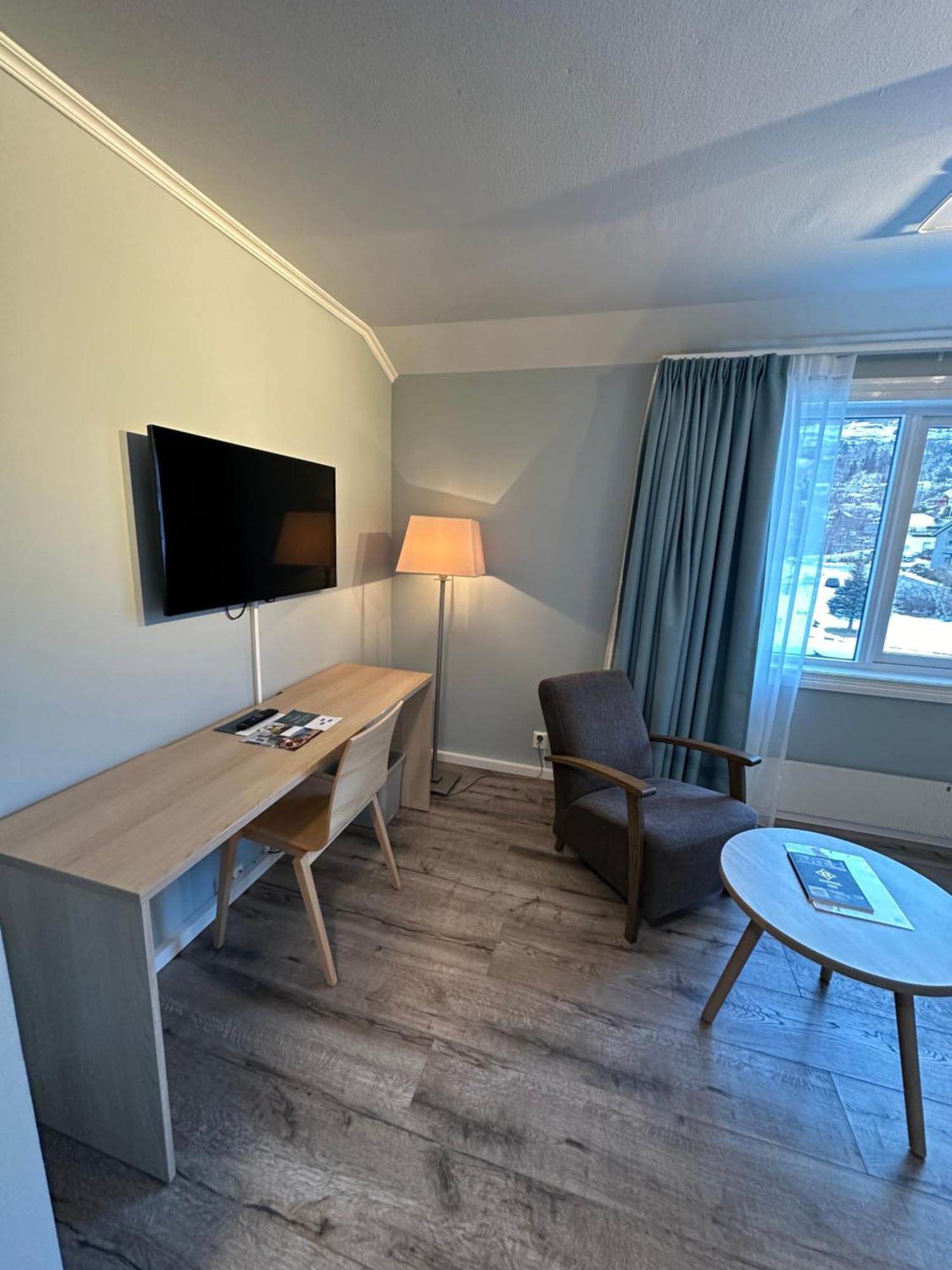 Brakanes Hotel Ульвик Экстерьер фото