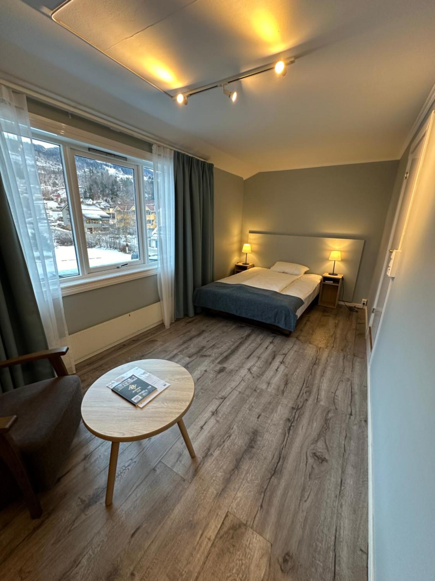 Brakanes Hotel Ульвик Экстерьер фото
