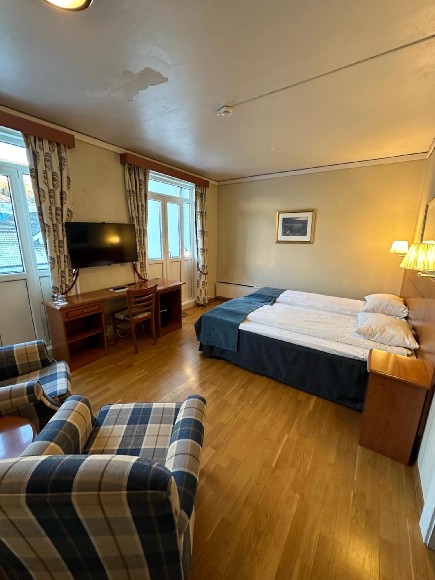 Brakanes Hotel Ульвик Экстерьер фото