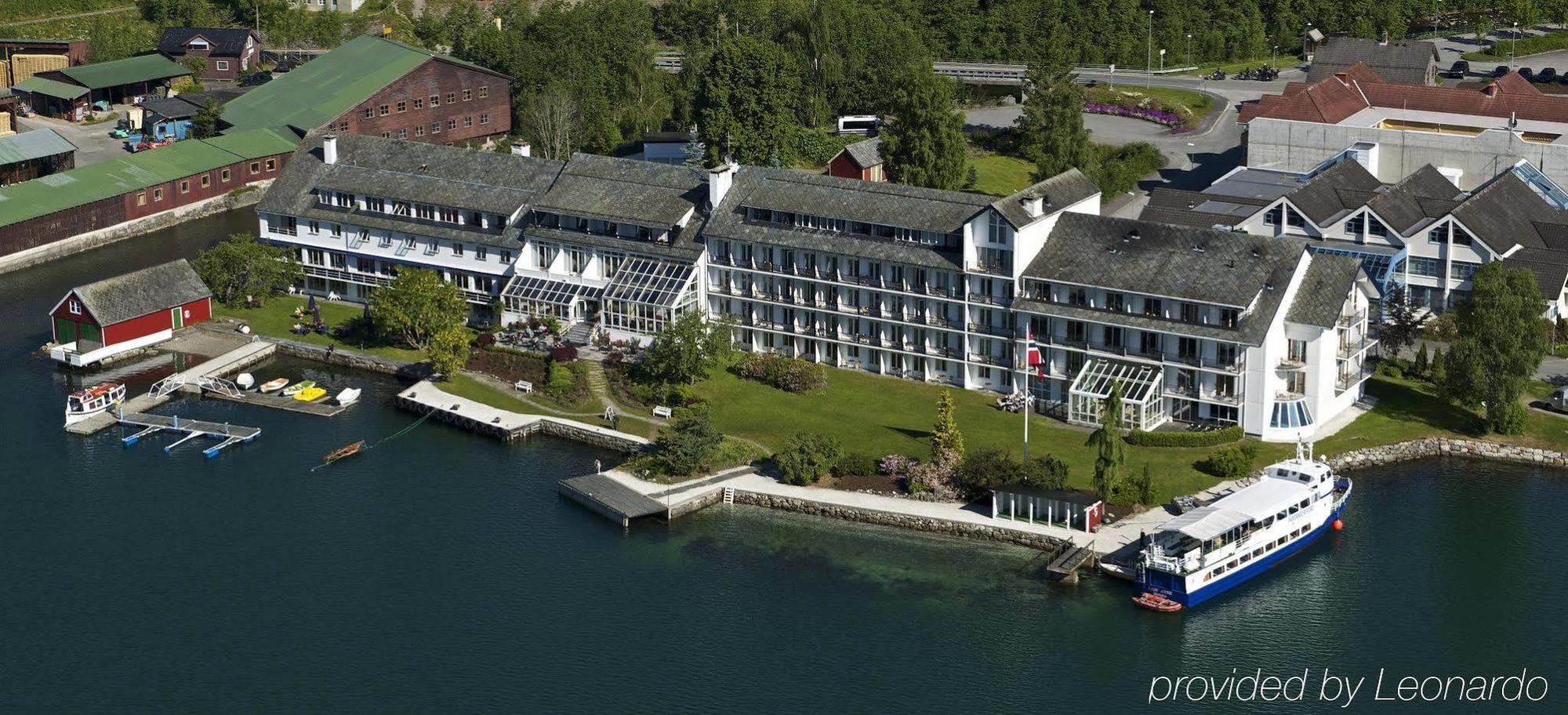 Brakanes Hotel Ульвик Экстерьер фото